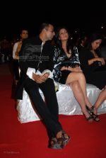 Akshaye Kumar, Twinkle Khanna at the MAX Stardust Awards 2008 on 27th Jan 2008 (29).jpg