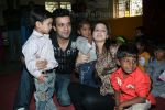 Aamir Ali and Sanjeeda spend their valentine with orphan kids of Muskan orphanage on Feb 13th 2008 (5).jpg