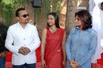 Rahul Bose,Mandira Bedi, Ayesha Dharker at Mumbai Chaka Chak music launch in Salt Water Grill on Feb 13th 2008 Rahul Bose,Mandira Bedi, Ayesha Dharker at Mumbai Chaka Chak music launch in Salt Water Grill on Feb 13th 2008 (13).jpg