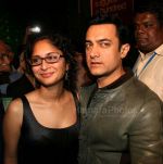 Aamir Khan, Kiran Rao at Jodhaa Akbar Premiere(2).jpg