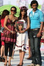 Kunal Kapoor and Amrita Arora at Globus Seventeen Cover girl hunt 2008 in TajLand_s End on  Feb 19th 2008(39).jpg
