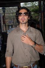Dino Morea at Bhram Music launch in  Planet M  on Feb 20th 2008 (11).jpg