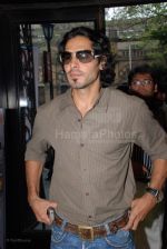 Dino Morea at Bhram Music launch in  Planet M  on Feb 20th 2008 (12).jpg