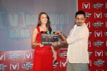 Neha Dhupia at India_s first live Bolywood flick launch by Channel V at Joss, kalaghoda on Feb 21st 2008 (37).jpg