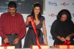 Sushmita Sen at the launch of Pan Nalin_s Samsara DVD in Rock Bottom on Feb 22nd 2008 (21).jpg