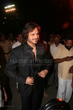 Vivek Oberoi at Chief Minister Vilasrao Deshmukh son, Amit_s wedding with TV actress Aditi Pratap Ghorpade in Mahalaxmi Race Course on 29th feb 2008 (2).jpg