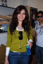 Karishma Tanna at the launch of Ice model management with a brunch in association with Peroni in Olive on 2nd march 2008(129).jpg