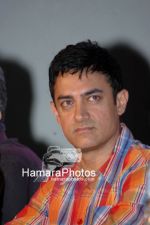 Aamir Khan at Sixteen Nine International Film Festival in Pravin Gandhi college of management on March 4th 2008(34).jpg