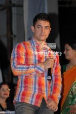 Aamir Khan at Sixteen Nine International Film Festival in Pravin Gandhi college of management on March 4th 2008(52).jpg