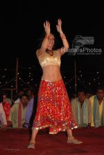 Rozza Catalano_s item song for film Desh Drohi in Film City on March 10th 2008(3).jpg