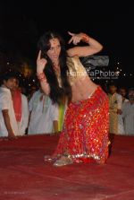 Rozza Catalano_s item song for film Desh Drohi in Film City on March 10th 2008(49).jpg