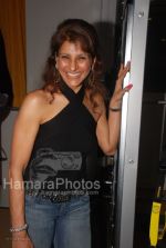 Aneeta Raaj at the launch of WATSON FITNESS in Khar Danda on March 13th 2008(5).jpg