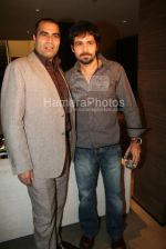 Emraan Hashmi at the Jannat press meet to announce the association with Percept in Percept office on March 19th 2008(18).jpg