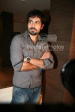 Emraan Hashmi at the Jannat press meet to announce the association with Percept in Percept office on March 19th 2008(19).jpg