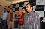 Mahesh Bhat, Vikram Bhat, Emraan Hashmi at the Jannat press meet to announce the association with Percept in Percept office on March 19th 2008(2).jpg