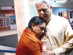 Jaya Bachchan, Om Puri in LoveSongs.jpeg