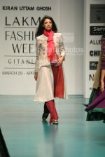 Model walks on the Ramp for Kiran Uttam Ghosh in Lakme India Fashion Week on March 30th 2008(38).jpg