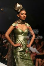 Model walks on the Ramp for Pria Kataria Puri in Lakme India Fashion Week on March 30th 2008(3).jpg