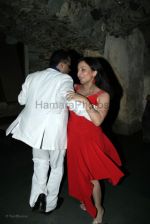 Nitin Bali with wife at Indraneil Sengupta and Barkha Bisht_s wedding bash in Kino_s cottage on March 30th 2008(4).jpg