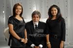 Amitabh Bachchan with Aishwarya Majumdar,Anvesha Dutta at the promo shoot of Chhote Ustaad Finale(9).jpg