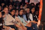 Rani Mukherjee at Sabyasachi show in Lakme India Fashion Week on April 1st 2008(9).jpg