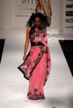 Model walks on the ramp for Sanjay Malhotra in Lakme Fashion week on April 2nd 2008(6).jpg