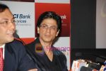 Shahrukh Khan at ICICI Bank announcement of the Global Indian account in Grand Hyatt on April 4th 2008 (31).jpg