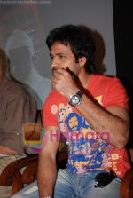 Emraan Hashmi at the documentary launch of Torchbearer The Story of a Philanthropist at Taj Land_s End on April 5th 2008 (4).jpg