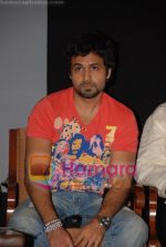 Emraan Hashmi at the documentary launch of Torchbearer The Story of a Philanthropist at Taj Land_s End on April 5th 2008 (5).jpg