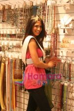 Femina Miss India finalists visit Pantaloon store in  Megamall on April 8th 2008 (17).jpg