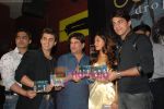 Amrita  Rao with Pakistan band Jal at Love Sparks event in Enigma on April 9th 2008 (53).jpg