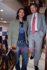 Arjun Rampal at the launch of Iconic America book of Tommy Hilfiger in Tommy Hilfiger store, Churchgate on April 11th 2008 (5).JPG