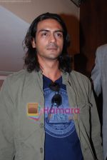Arjun Rampal at the launch of Iconic America book of Tommy Hilfiger in Tommy Hilfiger store, Churchgate on April 11th 2008 (8).JPG