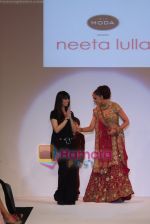 Bipasha Basu showcasing Neeta Lullas designer collection at Dubai Fashion Week on April 11th 2008 (11).JPG