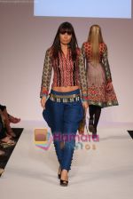 Model showcasing Vikram Phadnis designer collection at Dubai Fashion Week on April 11th 2008 (47).JPG