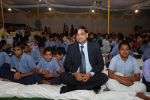 Rakesh Garg with School Children - EK SHAAM BACHON KE NAAM.jpg