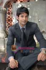 Rajeev Khandelwal at Promotional music video Mehfooz for film Aamir in  Flora Fountain on May 9th 2008(16).JPG