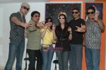 Kapil Khadiwala ,Neeraj of Bombay Vikings ,Tulsi Kumar, Divya Khosla to cheer Sukhbir at his rehearsals in Abu Malik rehearsal hall at Four Bungalows, Andheri West on May 4th 2008.jpg