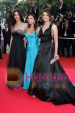 Actresses Rachida Brakni, Eva Longoria Parker and Aishwarya Rai arrive at the Blindness premiere during the 61st Cannes International Film Festival on May 14, 2008 in Cannes, France (1).jpg
