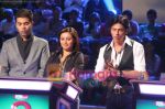 Karan Johar, Rani Mukherjee, Shahrukh Khan at Kya Aap Panchvi Paas Se Tej Hai in Filmcity on May 14th 2008(5).JPG