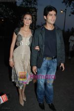 Hiten & Gauri Tejwani at Star Pariwar Awards on May 17th 2008(2).jpg