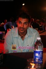 John Abraham at the Unveiling Of The _Tiger Wall Of Hope_ By WWF & Nokia in J W Marriott mall on May 18th 2008(6).JPG