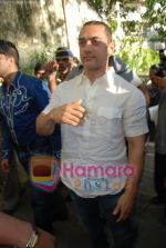 Aamir Khan at the Music Launch of Jaane Tu Ya Jaane Na in Shammi Kapoor_s residence on May 20th 2008(7).JPG