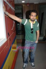 Emran Hashmi at Big FM studios on 23rd May 2008 (20).JPG