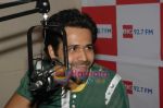 Emran Hashmi at Big FM studios on 23rd May 2008 (22).JPG