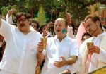 Satish Shah, Anupam Kher and Gulshan Grover in a still from the movie Dhoom Dhadaka Satish Shah, Anupam Kher and Gulshan Grover in a still from the movie Dhoom Dhadaka.jpg