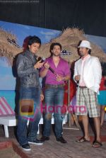 Aftab Shivdasani, Ritesh Deshmukh, Rannvijay at MTV Splitsvilla- De Taali event on May 28th 2008(5).JPG
