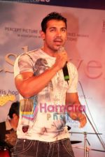 John Abraham at Aashayein event in Bandra on May 30th 2008(6).JPG