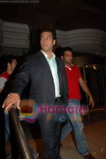 Salman Khan at the Dus Ka Dum launch in Taj land_s End on June 2nd 2008(52).JPG