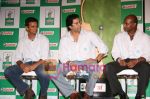 Rahul Dravid and Wasim Akram at Castrol event in Taj on June 5th 2008(4).JPG